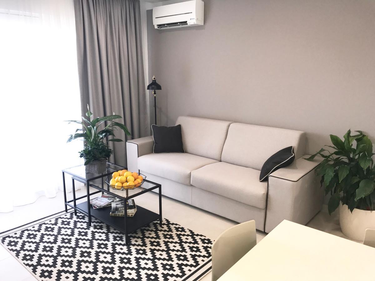 Apartman Andrea L Pomer Buitenkant foto